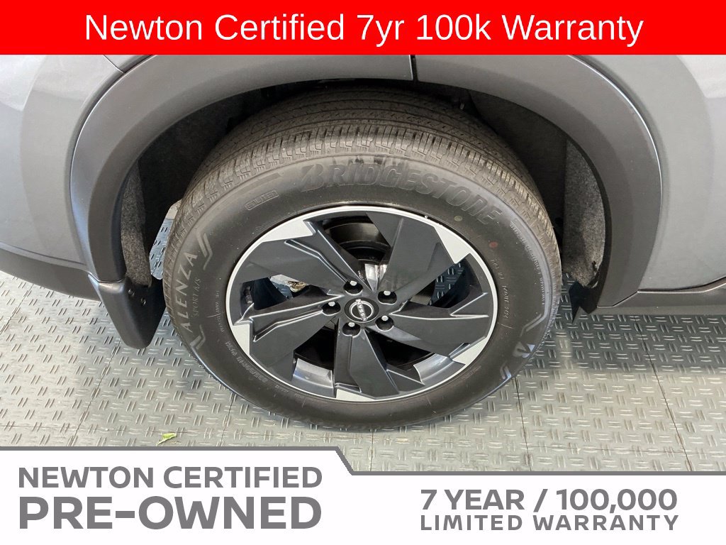 Used 2024 Nissan Rogue SV w/ SV Premium Package FWD image 44