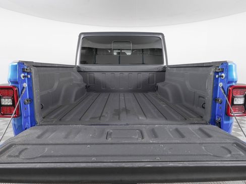 Used 2021 Jeep Gladiator Mojave image 7