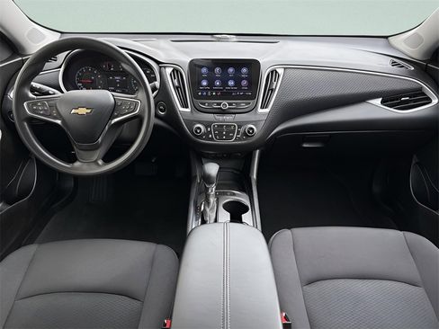 Used 2024 Chevrolet Malibu LT image 20