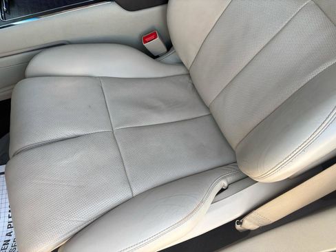 Used 2018 Lincoln Continental Reserve w/ Continental Climate Package AWD/4WD image 19