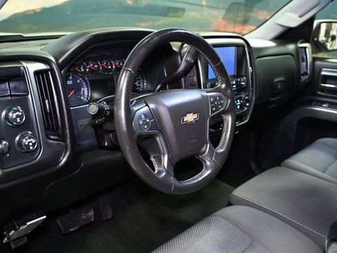 Used 2018 Chevrolet Silverado 1500 LT w/ LT Eassist Package image 23