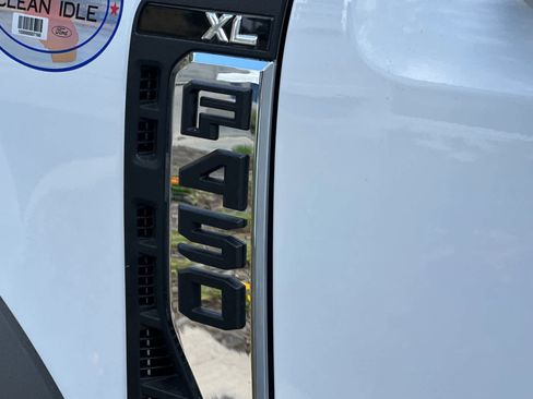 New 2024 Ford F450 XL w/ XL Chrome Package image 7