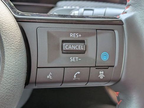 Used 2025 Nissan Kicks SR FWD image 42