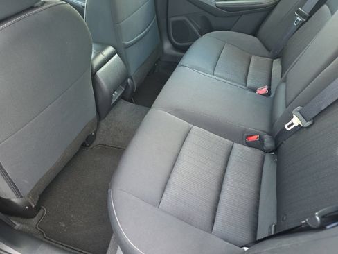 Used 2025 Nissan Altima 2.5 SV FWD image 11