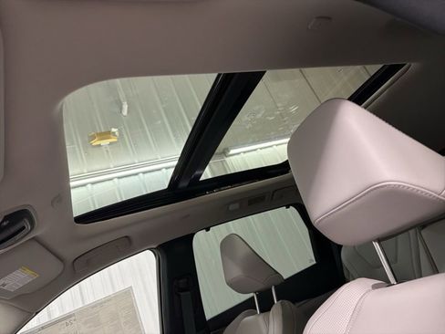 Certified 2026 INFINITI QX60 Luxe w/ Cargo Package image 8