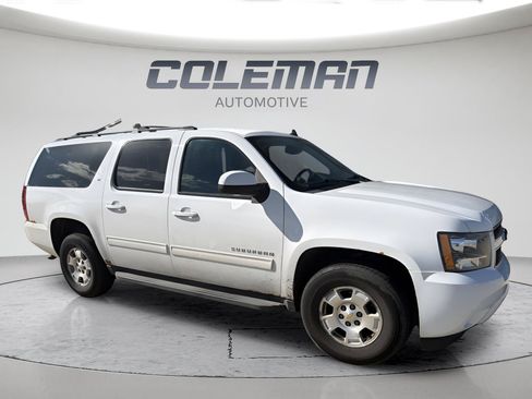 Used 2012 Chevrolet Suburban LT w/ Luxury Package AWD/4WD image 3