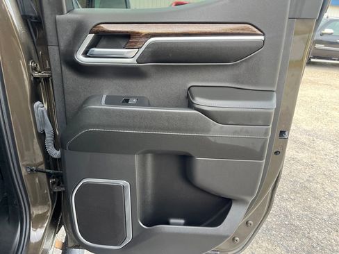 Used 2023 GMC Sierra 1500 Elevation w/ X31 Off-Road Package image 31