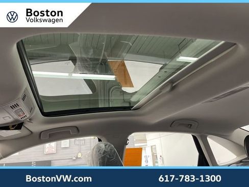 New 2026 Volkswagen Jetta SE FWD image 25