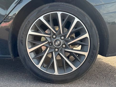 Used 2020 Hyundai Sonata Limited FWD image 12