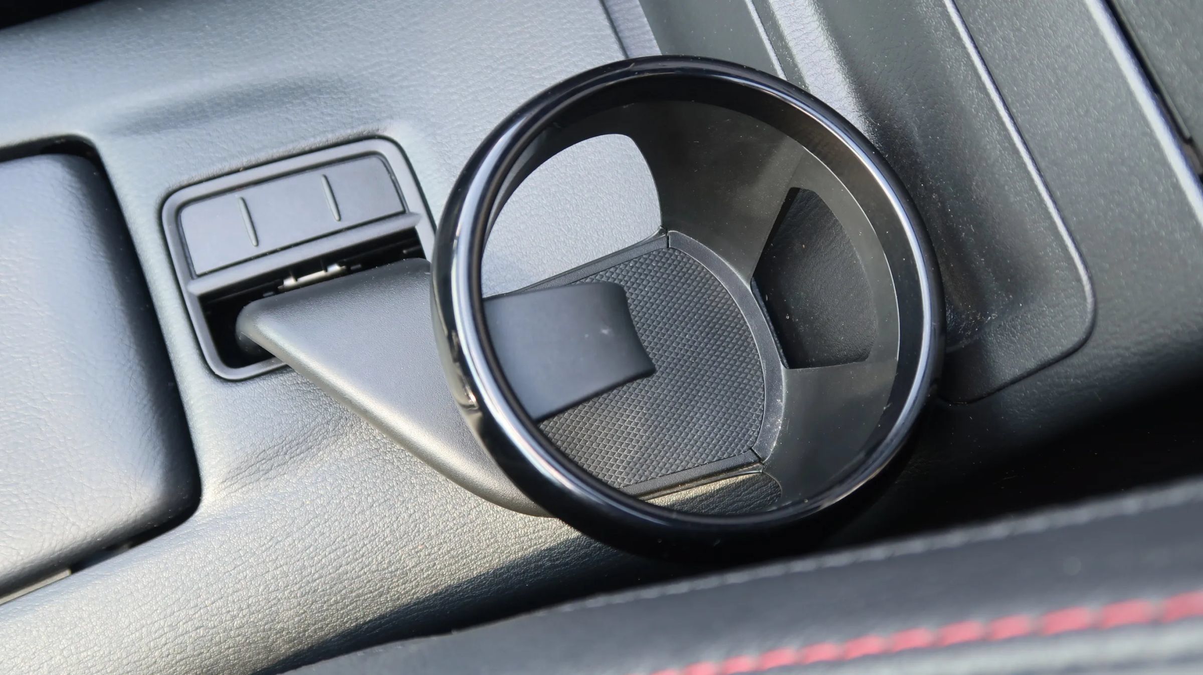 Used 2019 MAZDA MX-5 Miata RF Grand Touring RWD image 36