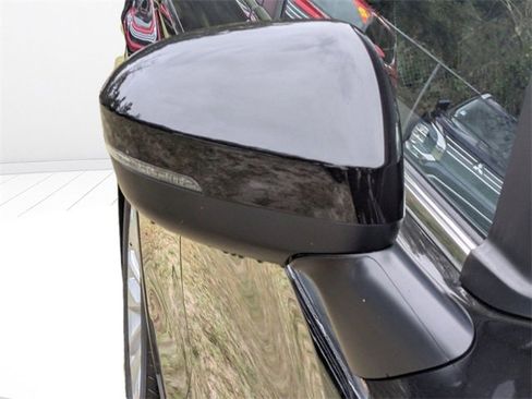 New 2025 Mitsubishi Outlander ES image 12