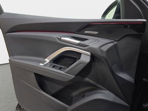 Used 2025 Audi Q5 Premium Plus image 30