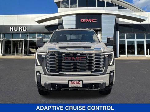 New 2025 GMC Sierra 3500 Denali w/ Denali Reserve Package AWD/4WD image 9