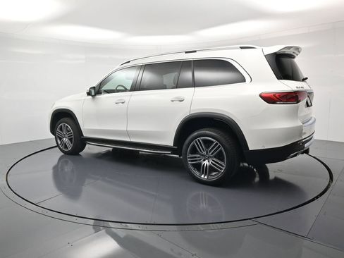 Used 2022 Mercedes-Benz GLS 450 4MATIC image 3