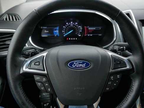 Certified 2019 Ford Edge Titanium w/ Equipment Group 301A AWD/4WD image 25