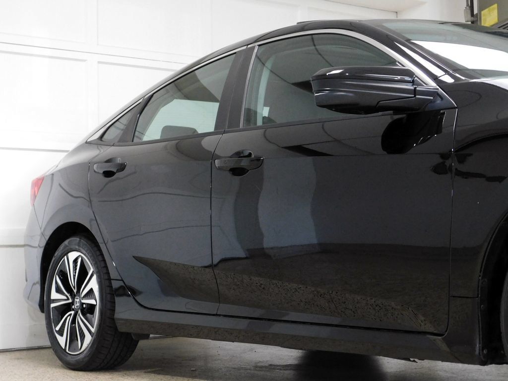 Used 2017 Honda Civic EX-T image 10