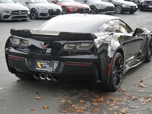 Used 2016 Chevrolet Corvette Z06 w/ Z07 Performance Package image 8