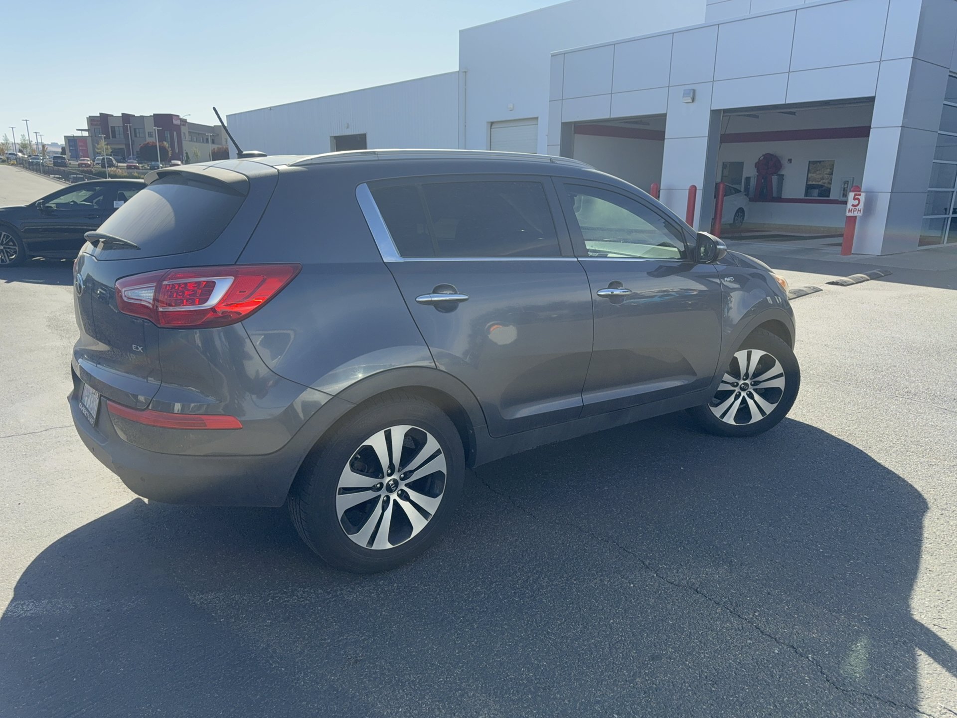 Used 2013 Kia Sportage EX w/ EX Premium Pkg AWD/4WD image 6