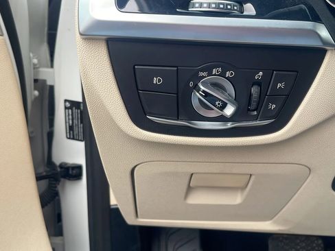 Used 2021 BMW X3 xDrive30i w/ Convenience Package image 18