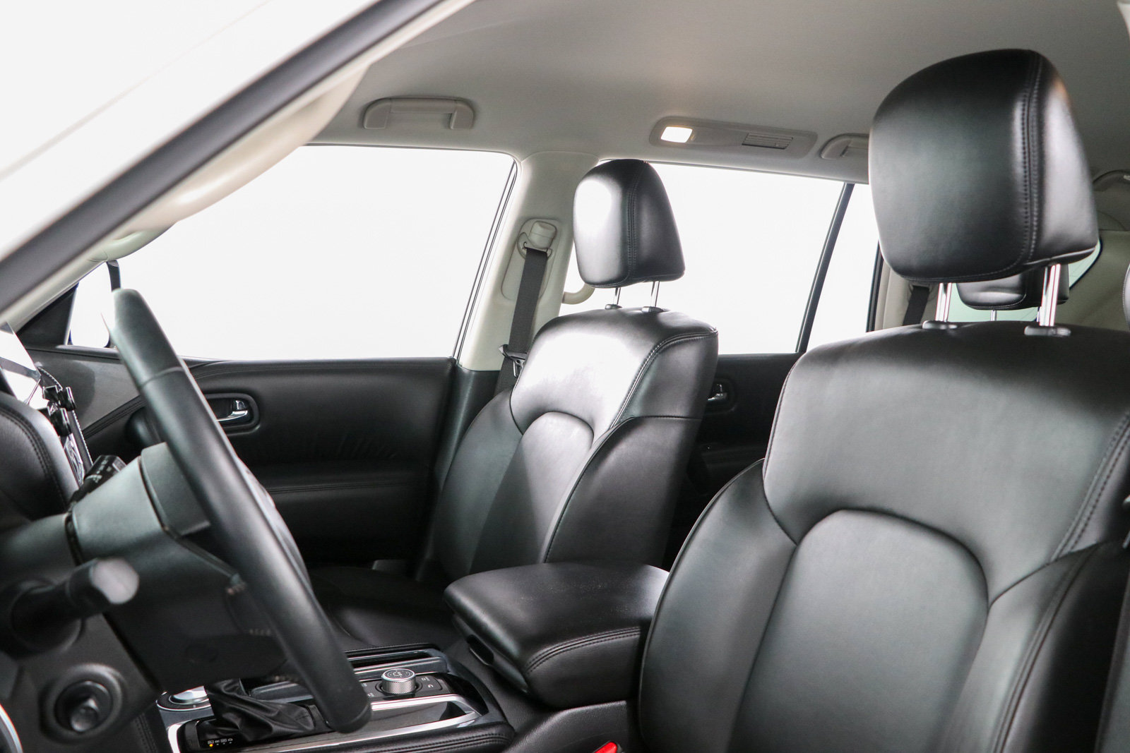 Used 2021 Nissan Armada SV w/ SV Appearance Package RWD image 24