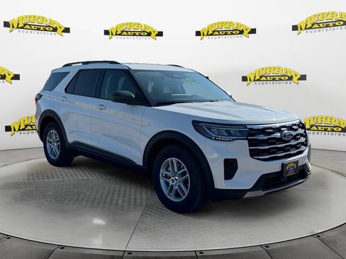New 2026 Ford Explorer Active RWD image 8
