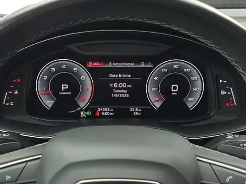 Used 2022 Audi Q8 Premium w/ Convenience Package image 19