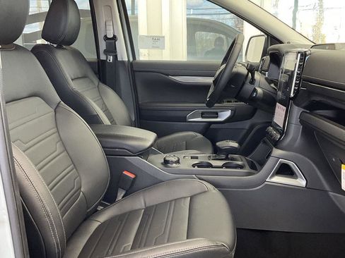 New 2024 Ford Ranger Lariat w/ Trailer Tow Package image 9