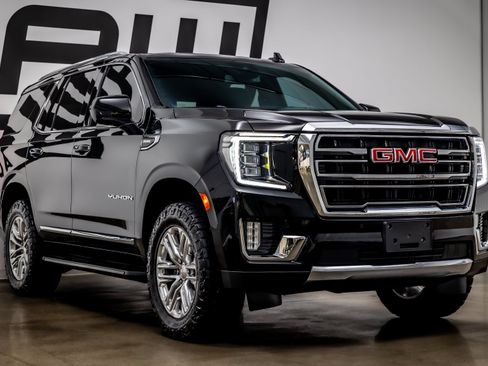 Used 2023 GMC Yukon SLT AWD/4WD image 27