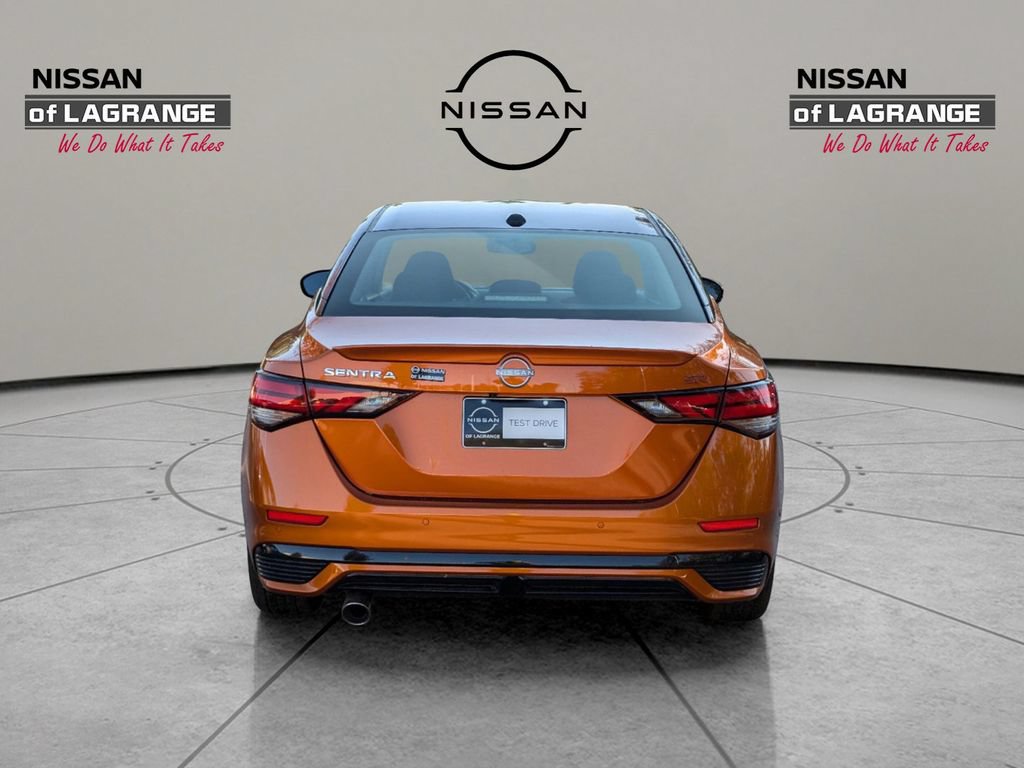Certified 2025 Nissan Sentra SR FWD image 7