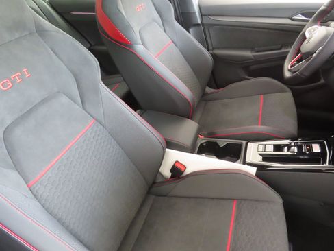 New 2026 Volkswagen GTI SE FWD image 26
