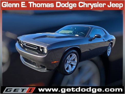 Certified 2023 Dodge Challenger SXT image 3