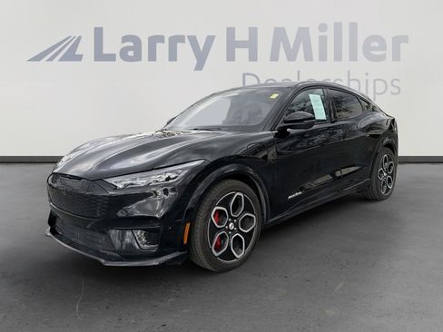 Used 2023 Ford Mustang Mach-E GT image 4