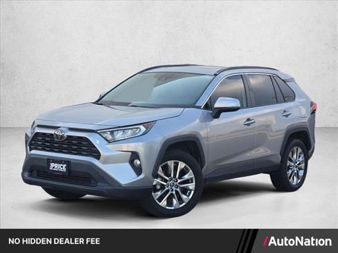 Used 2021 Toyota RAV4 XLE Premium FWD image 1