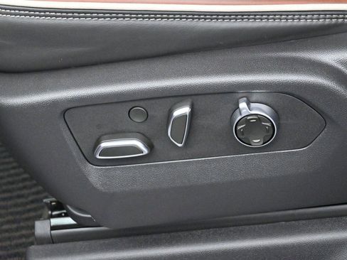 Used 2025 GMC Sierra 2500 Denali Ultimate image 14