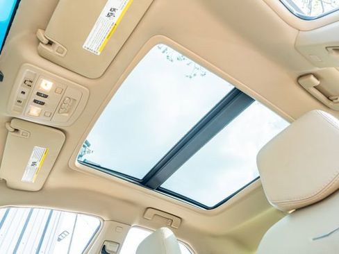 Used 2009 Cadillac CTS 3.6 image 21