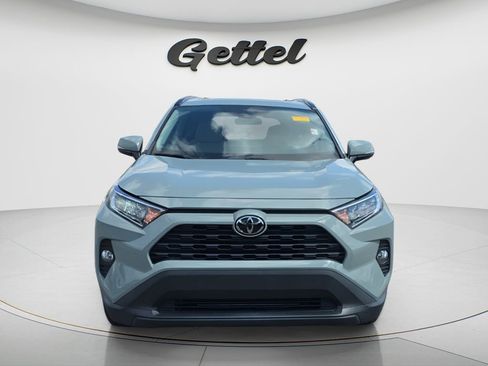 Used 2021 Toyota RAV4 XLE w/ Convenience Package FWD image 8