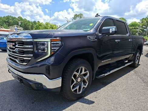 Used 2022 GMC Sierra 1500 SLT w/ SLT Premium Plus Package AWD/4WD image 7