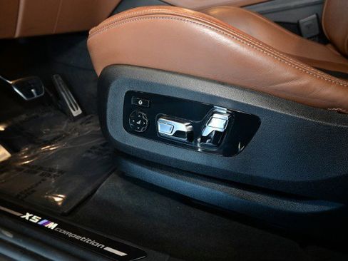 Used 2022 BMW X5 M w/ Competition Package 2 AWD/4WD image 16