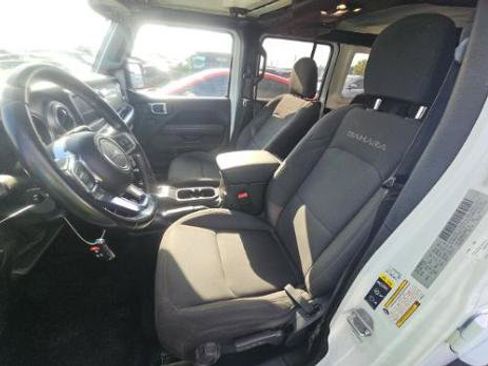 Used 2020 Jeep Wrangler Unlimited Sahara AWD/4WD image 5