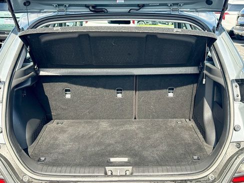 Used 2018 Hyundai Kona SE image 23