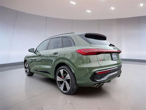 New 2025 Audi SQ5 Premium Plus image 3