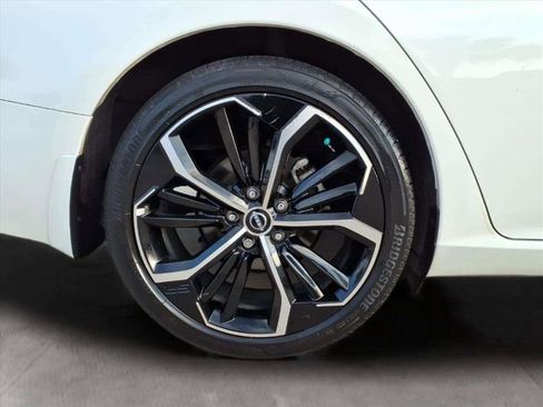 Used 2024 Nissan Altima 2.5 SR image 19