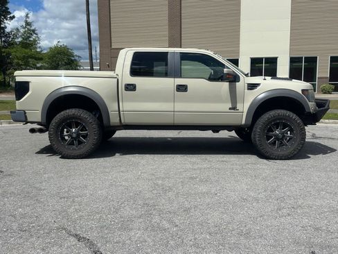 Used 2014 Ford F150 Raptor w/ Equipment Group 801A Luxury AWD/4WD image 3