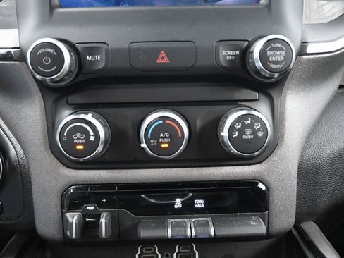 Used 2020 RAM 1500 Big Horn w/ Built-to-serve Edition AWD/4WD image 14