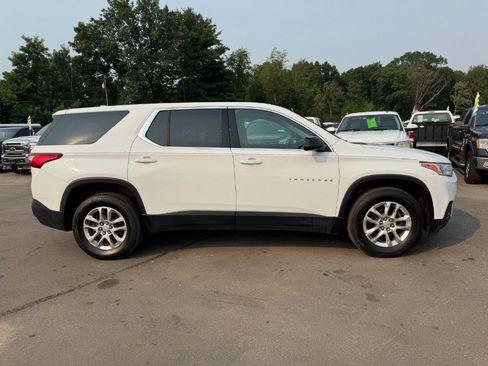Used 2018 Chevrolet Traverse LS FWD image 6