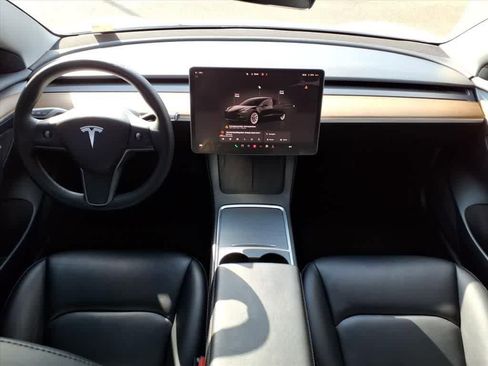 Used 2022 Tesla Model 3 Long Range AWD/4WD image 11