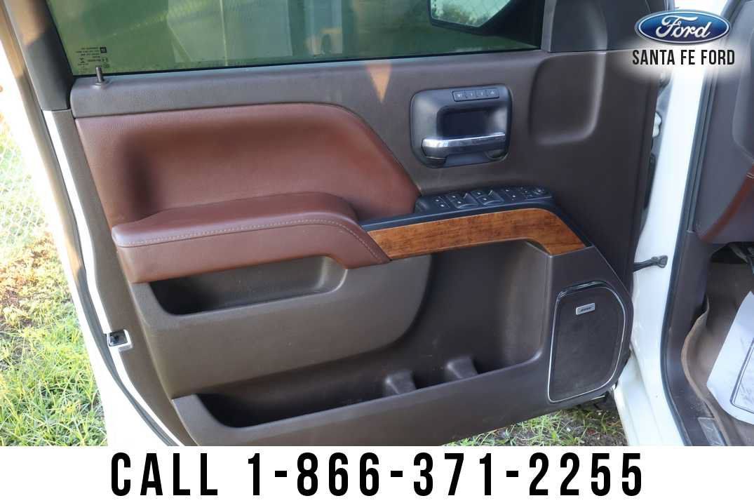 Used 2017 Chevrolet Silverado 1500 High Country AWD/4WD image 9