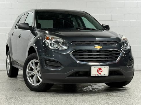Used 2017 Chevrolet Equinox LS AWD/4WD image 4