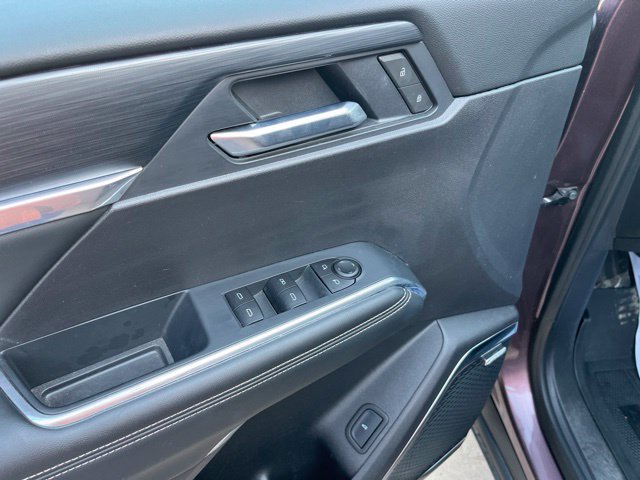 Used 2025 GMC Acadia Elevation FWD image 15