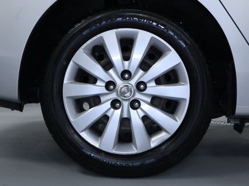 Used 2017 Nissan Sentra SV image 29